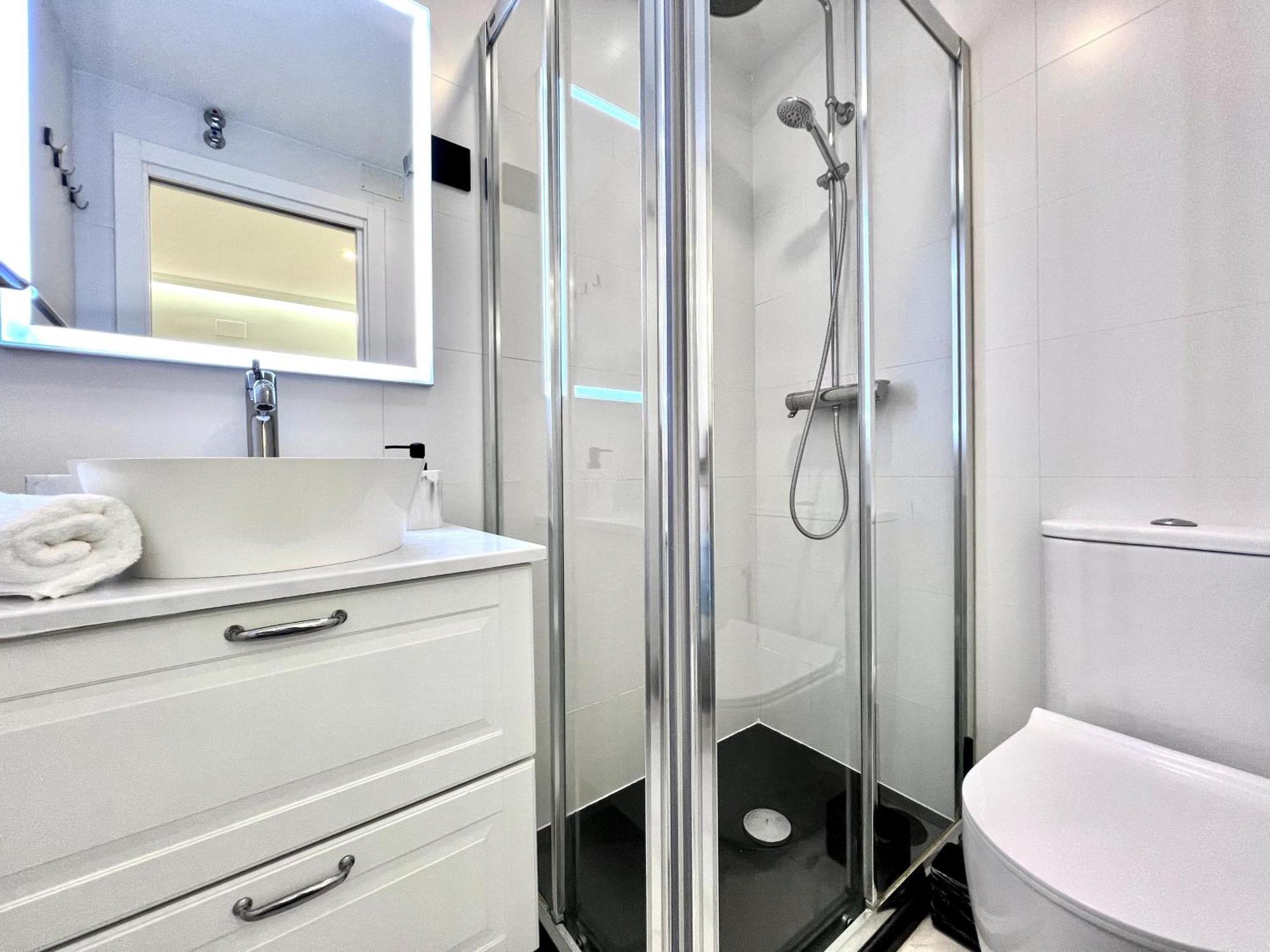 Apartment In The Heart Of Madrid-Piso En Malasana Eksteriør billede