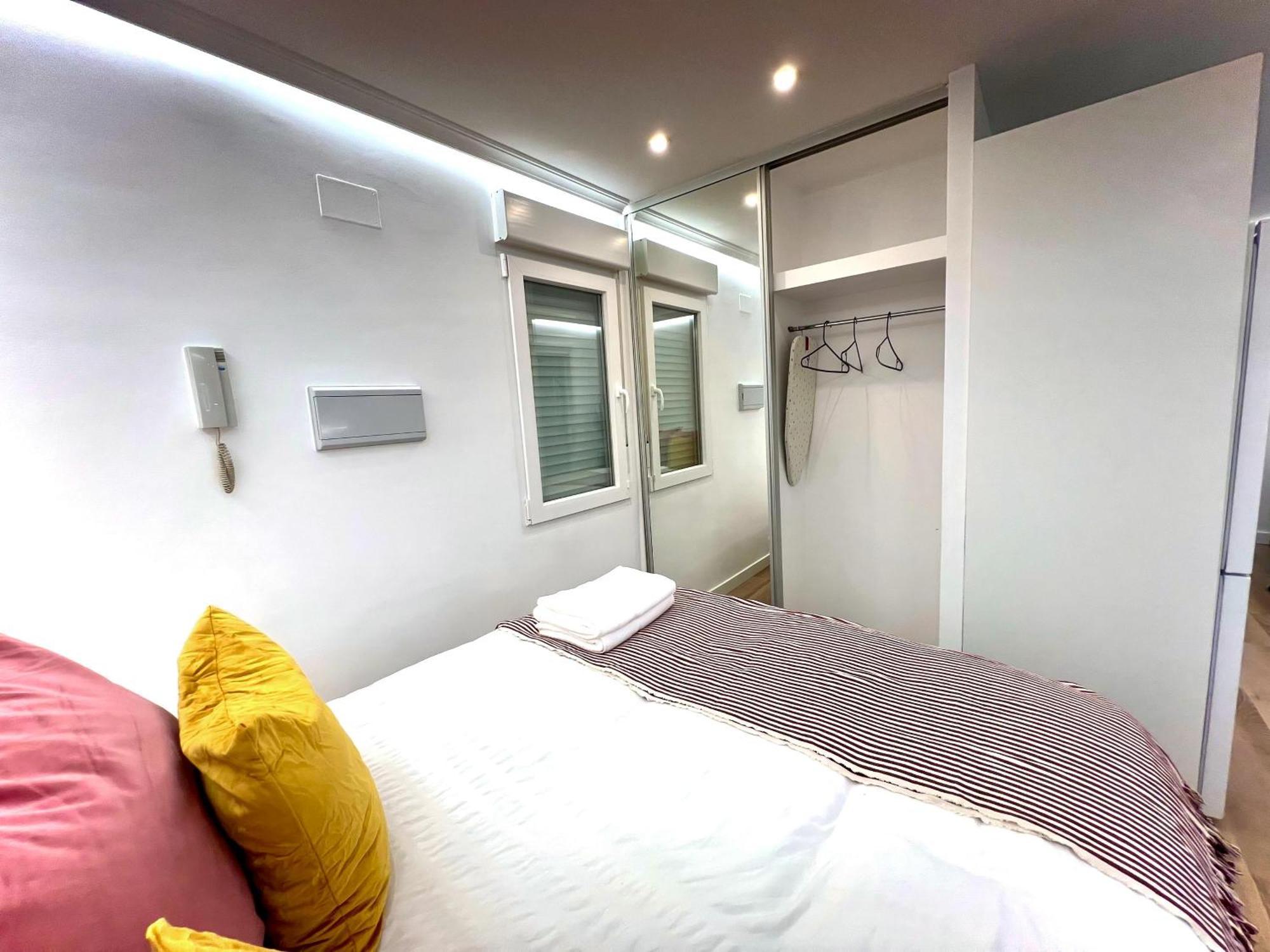 Apartment In The Heart Of Madrid-Piso En Malasana Eksteriør billede