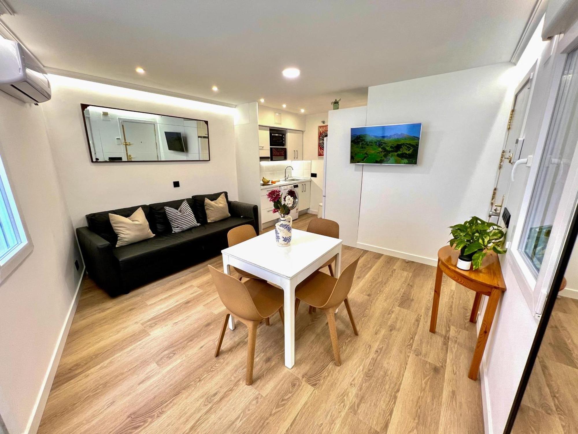 Apartment In The Heart Of Madrid-Piso En Malasana Eksteriør billede