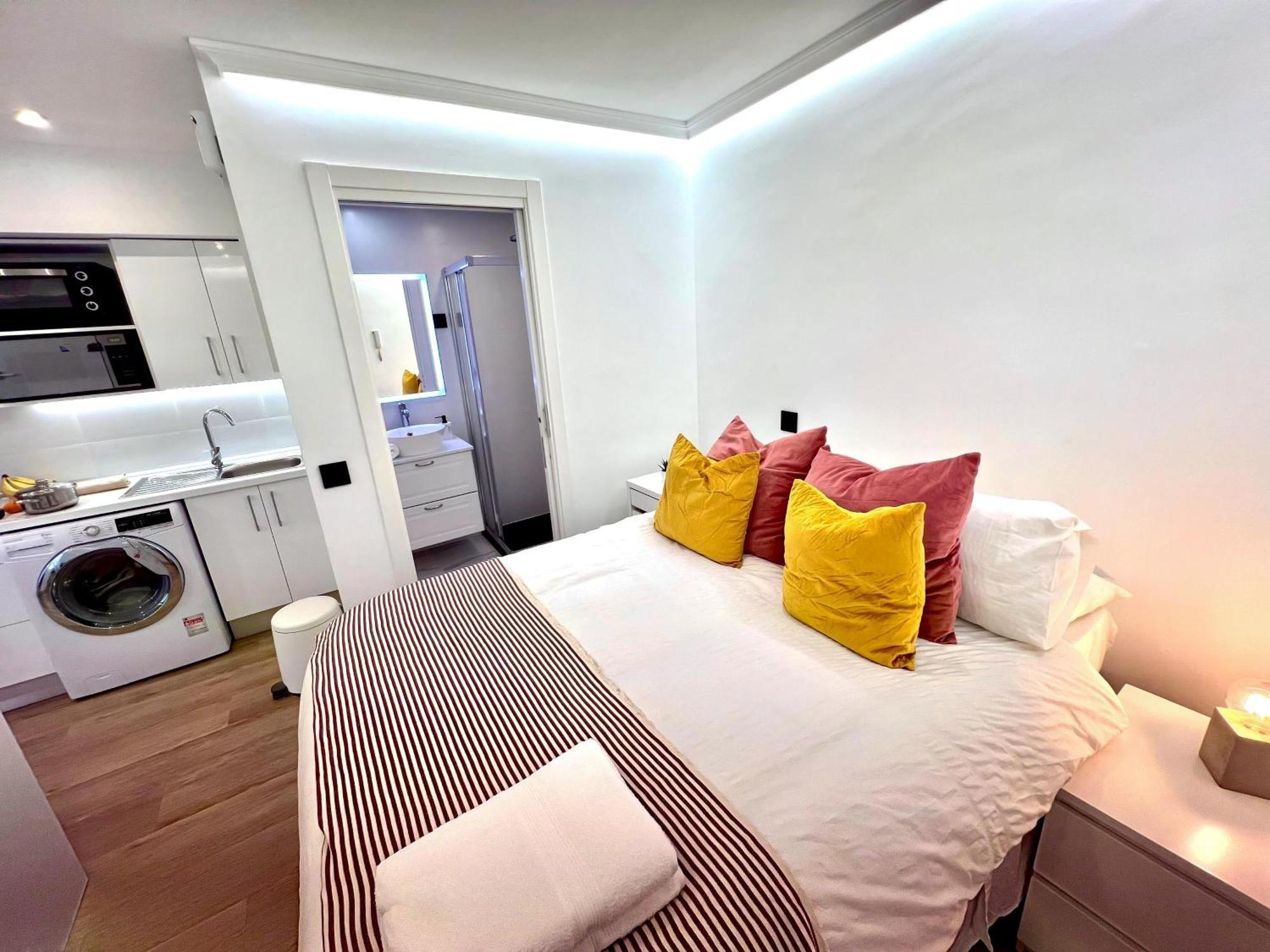 Apartment In The Heart Of Madrid-Piso En Malasana Eksteriør billede