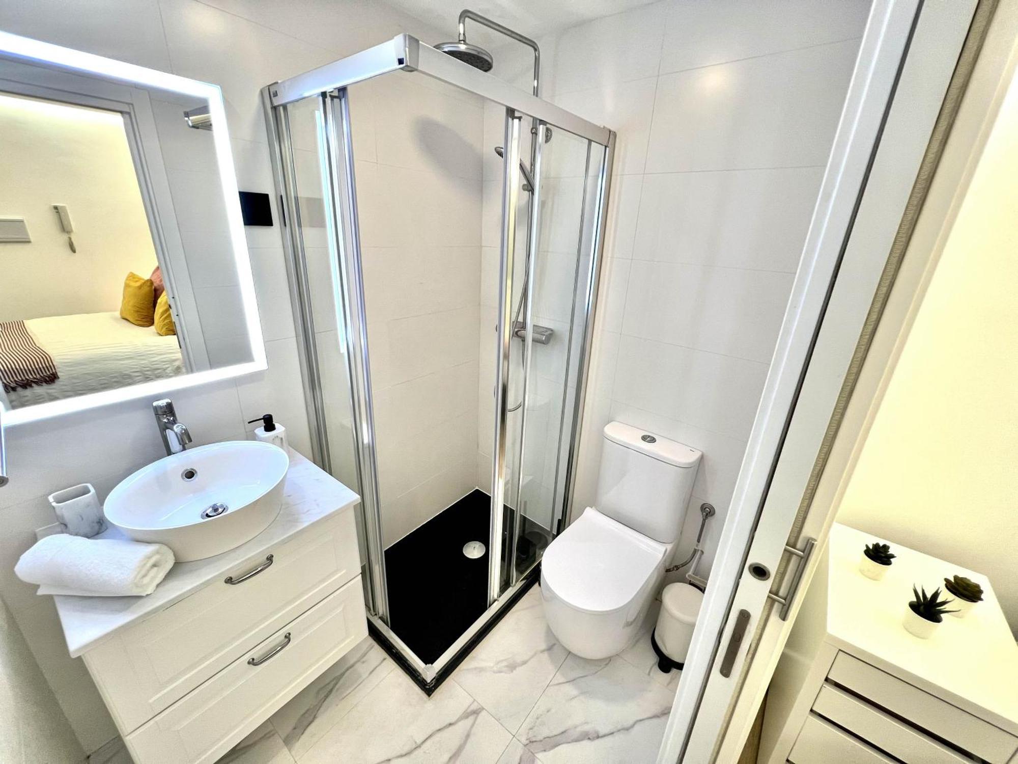 Apartment In The Heart Of Madrid-Piso En Malasana Eksteriør billede